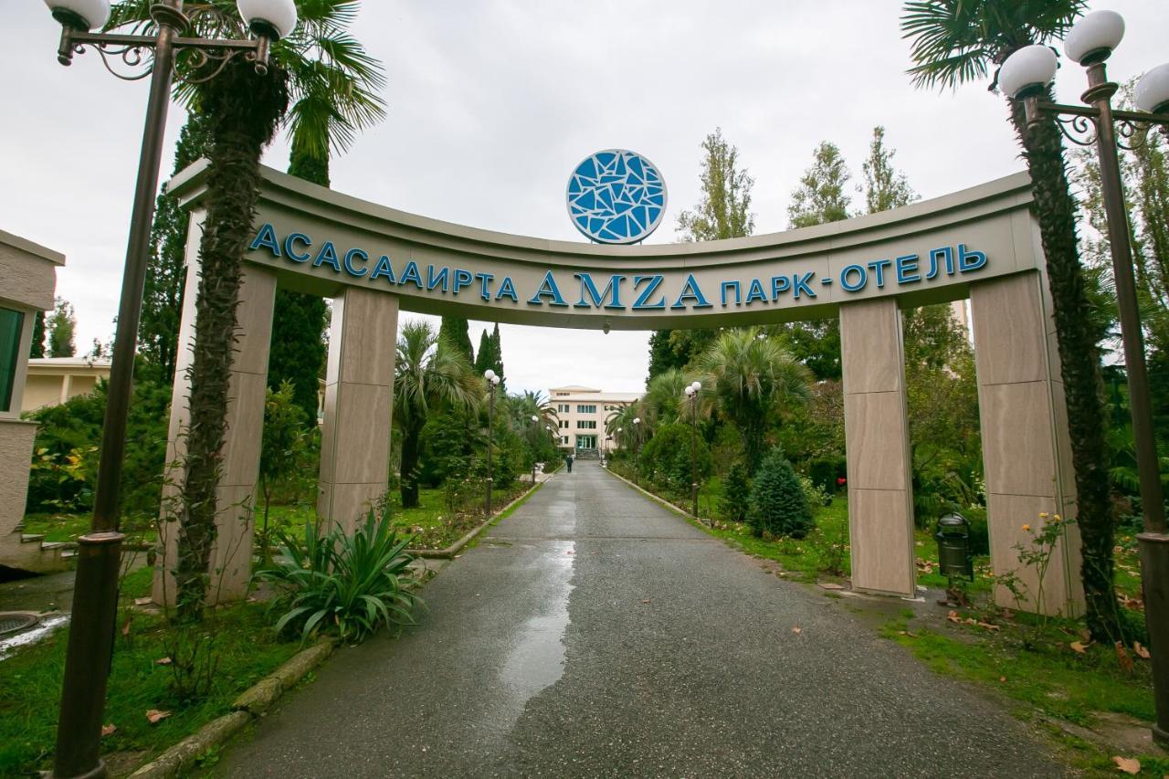Amza Park Hotel Gagra Esterno foto