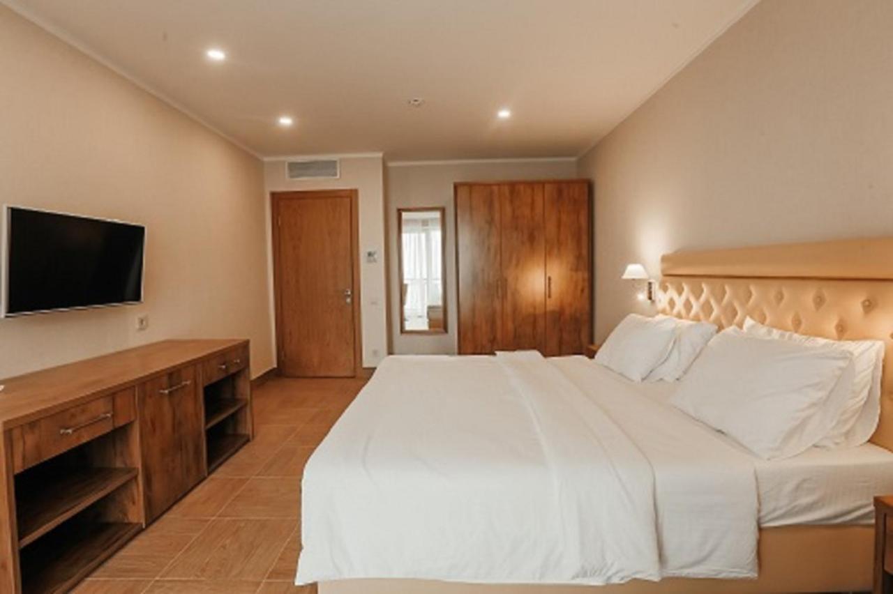 Amza Park Hotel Gagra Esterno foto